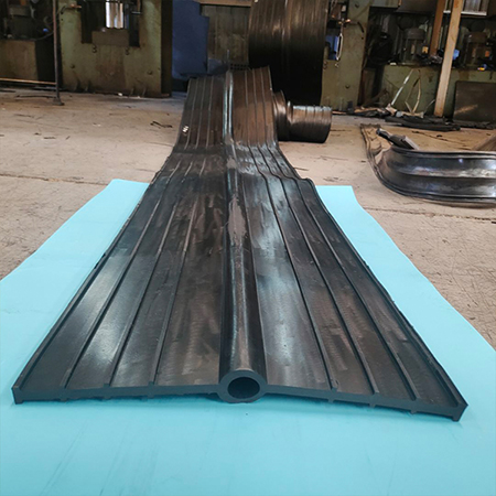 中孔型橡膠止水帶