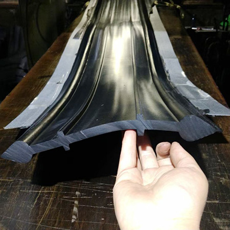 鋼邊橡膠止水帶抗老化